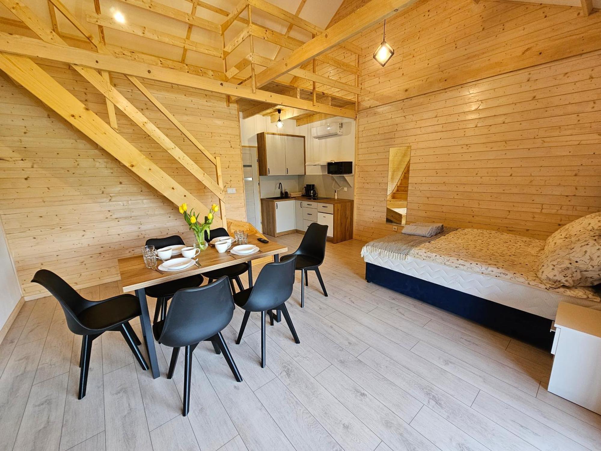 Family Apartment *
